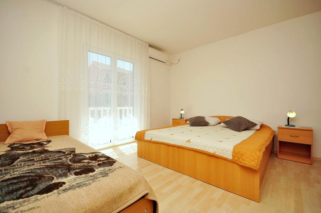 Apartment Mijo Vodice Eksteriør bilde